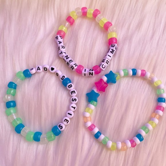 Hand Crafted Jewelry - Handmade Kandi Bracelets | Besties